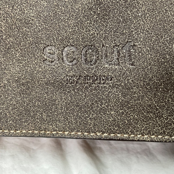 Scout by PPB Leather Convertible Crossbody Messenger and Diaper Bag - Picture 5 of 15